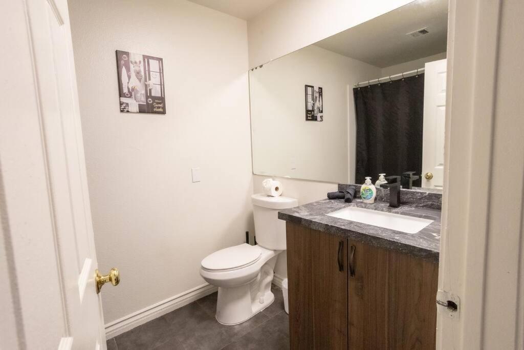 2 Bedroom Close To Las Vegas Strip Esterno foto